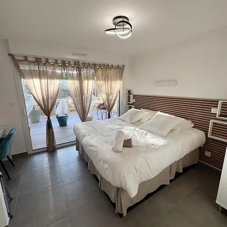 Cosy Grande Terrasse Clim Parking 4-6 Pers Apartmán *
