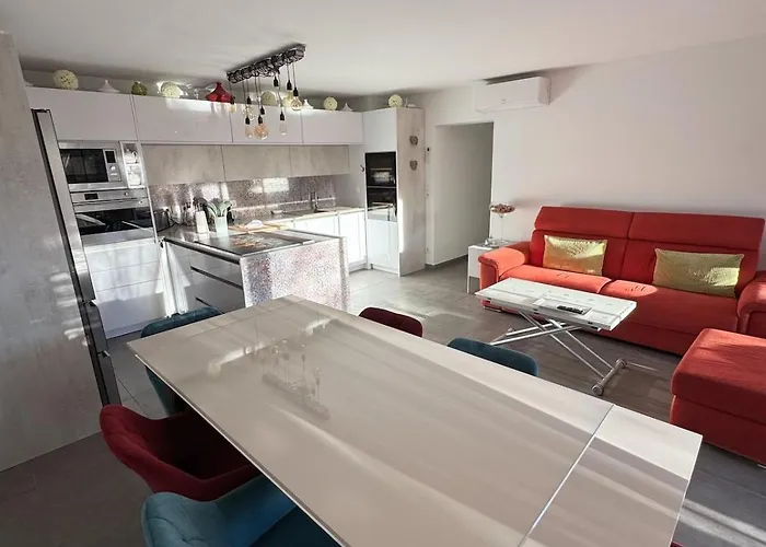 Appartement Cosy Grande Terrasse Clim Parking 4-6 Pers Lattes